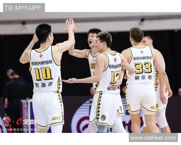 浙江东阳光鏖战北京北汽 激烈对决引发球迷热议 浙江东阳光鏖战北京北汽 激烈对决引发球迷热议